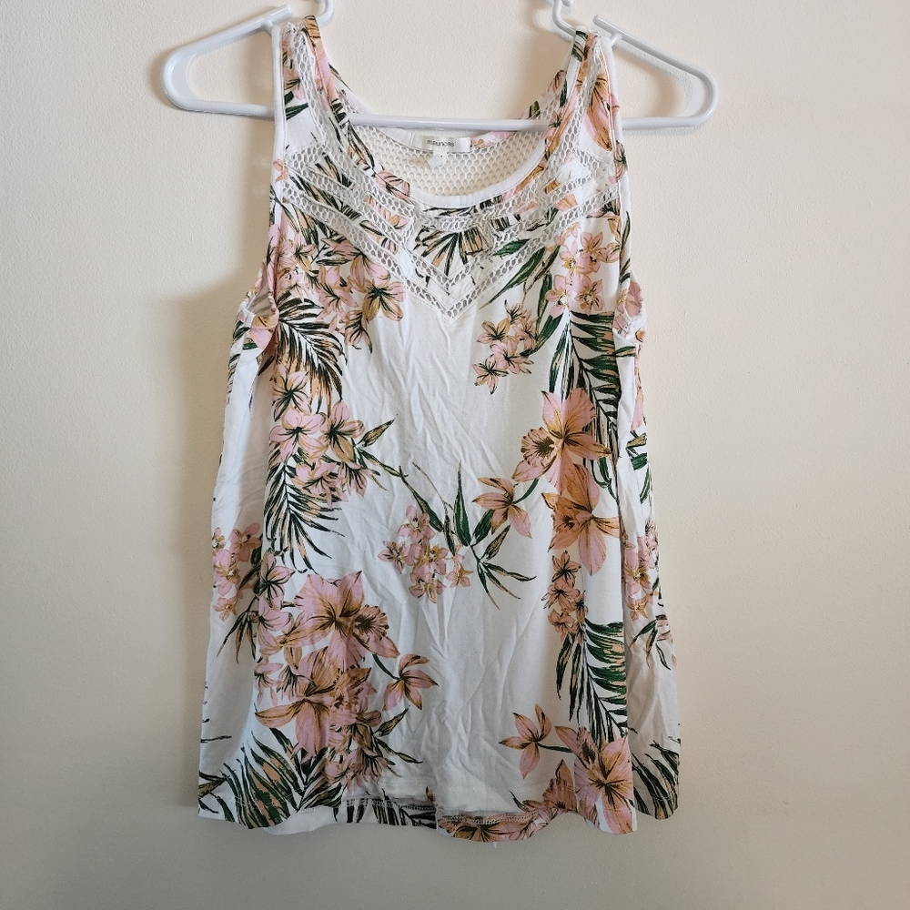 Floral split back flowy summer top from Maurice's peach, green and white